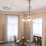Grunewald 4*