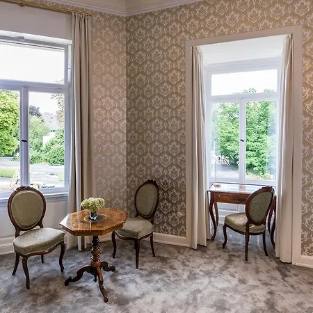 Отель Grunewald 4*